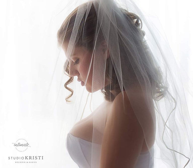 Studio Kristi - Boudoir to Babies logo