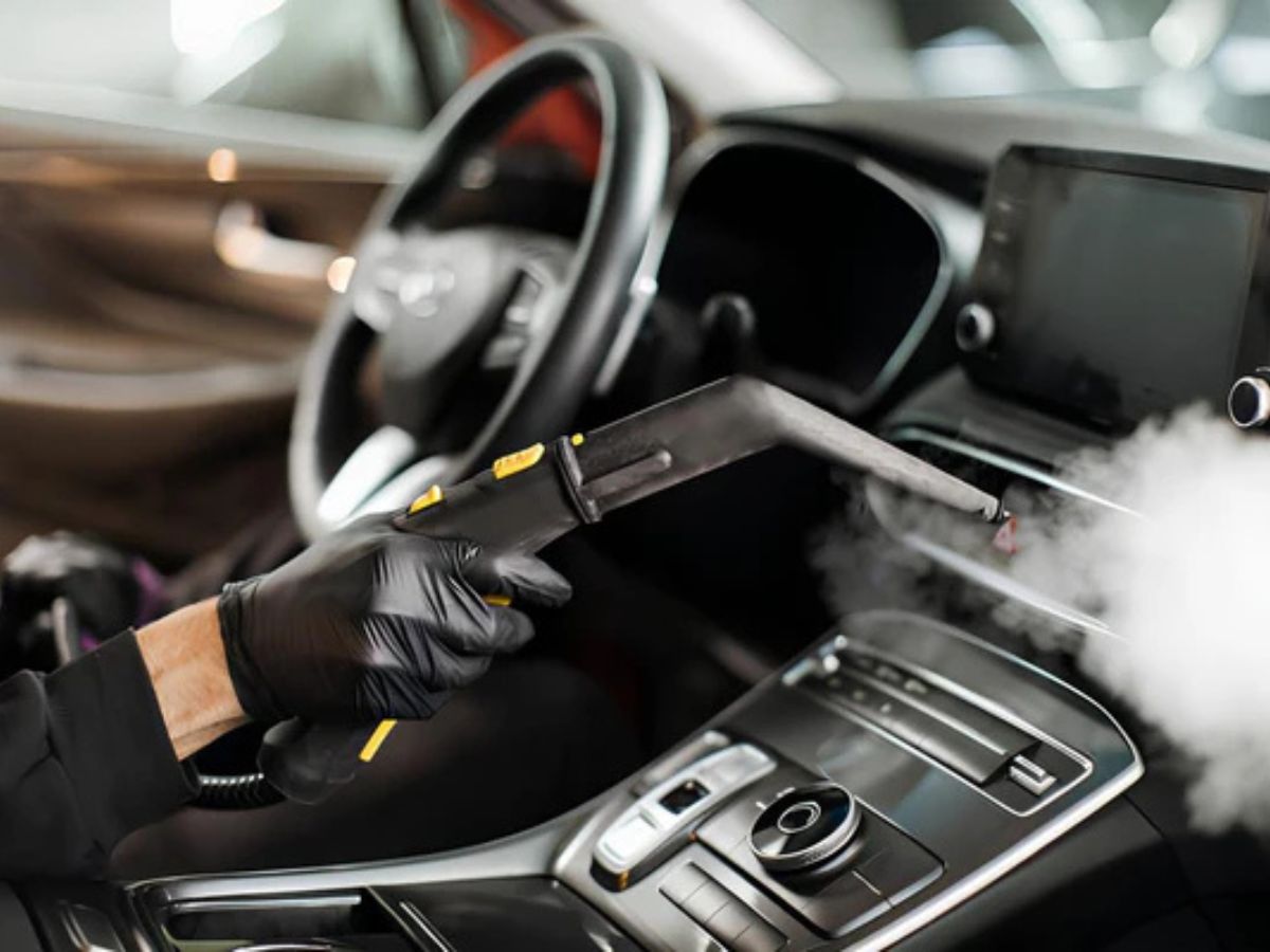 Detailing Dash