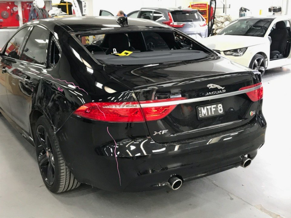 Mr Windscreen Repair and Replacement