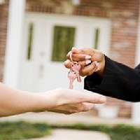 Team Realty logo