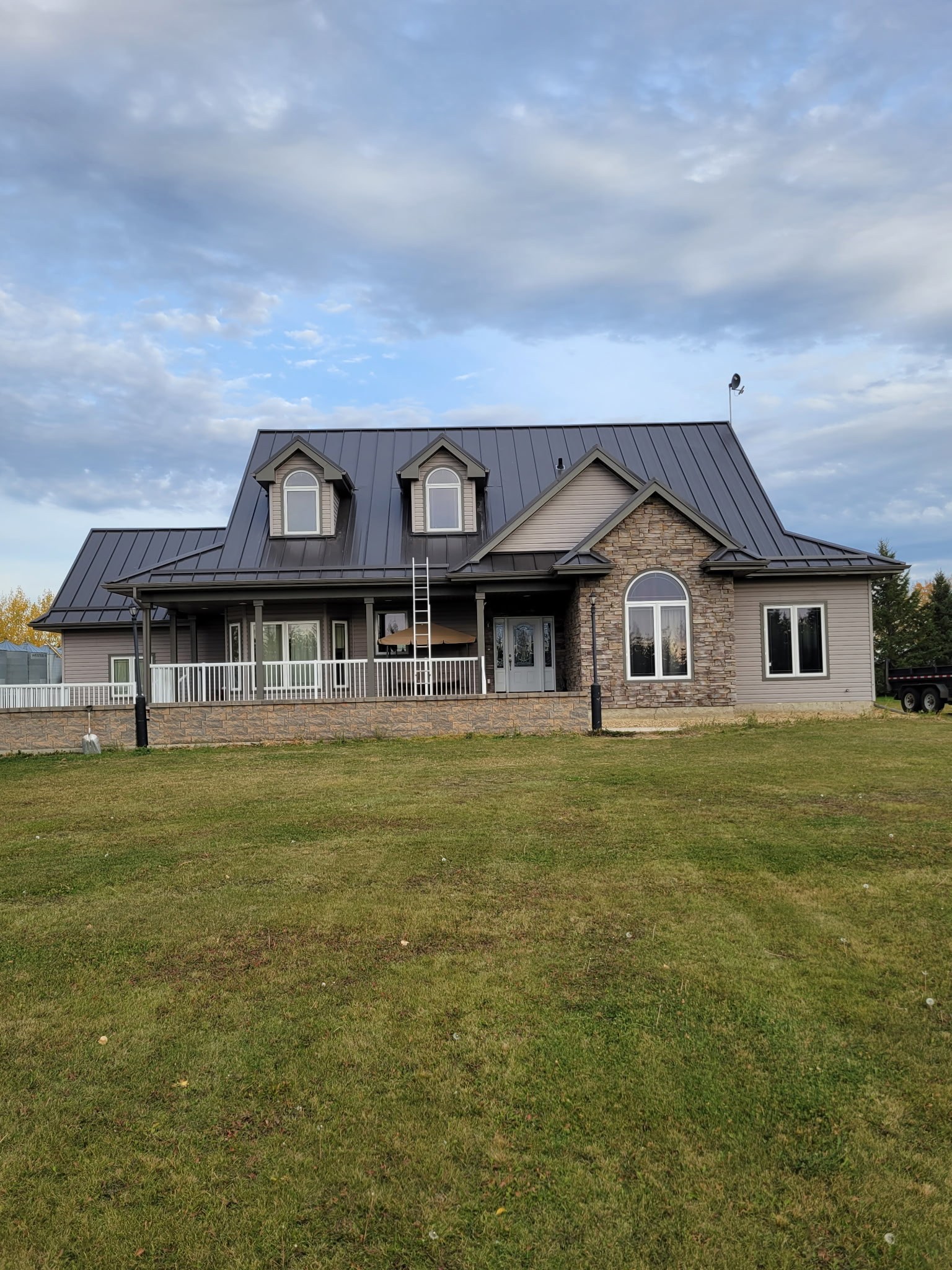 Onsite Metal Roofing Edmonton